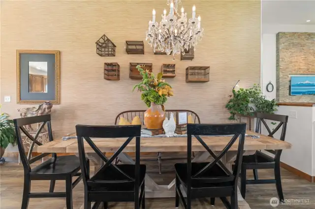 formal dining room off kitchen