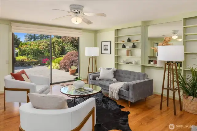 Sweet gathering room next to kitchen. Leads to patio.