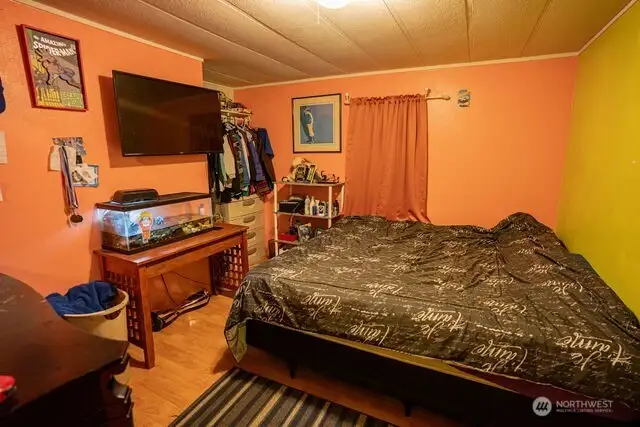 Guest bed 2