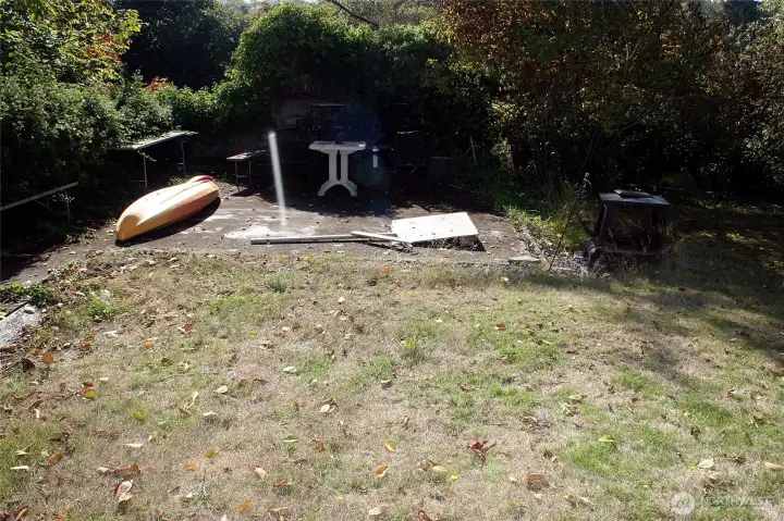 Outdoor patio area.  Perfect for BBQ.