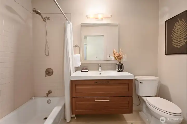 Updated main floor full bathroom.
