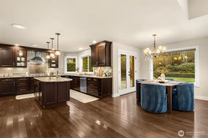 Kitchen/Breakfast Nook