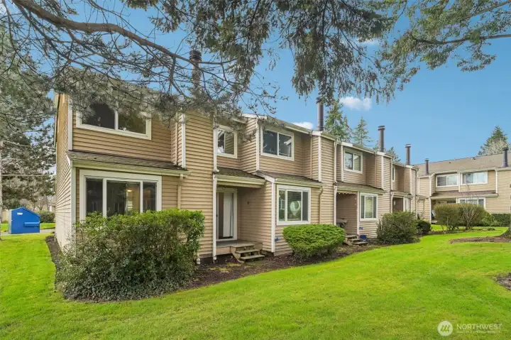 Did I mention Fantastic End Unit!!