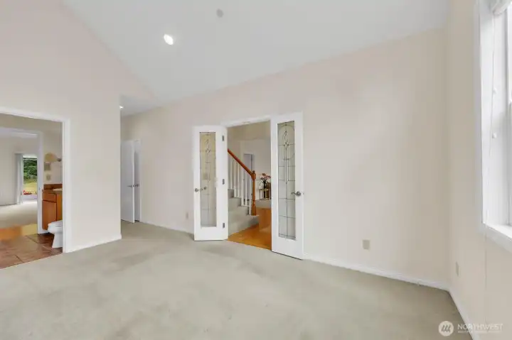 Office space with own 3/4 bath, could be used as a 2nd main bedroom
