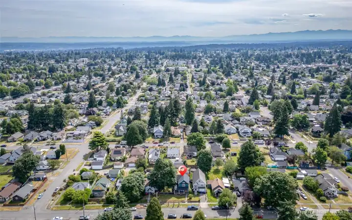 Close to shopping and restaurants and easy access to the highways, this home has it all!
