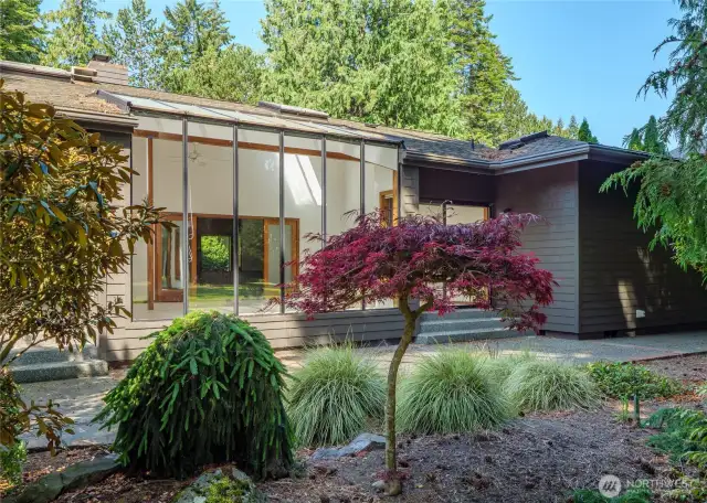 Yard space for entertaining