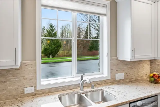 You will love being able to look out the window and see Yonder Lake, the birds and the permanent greenery.
