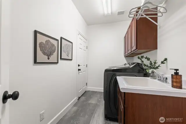 Laundry-Main Floor
