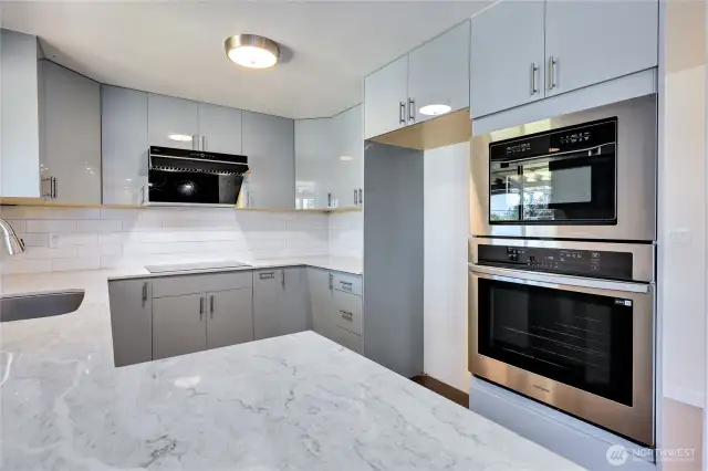 Main floor kitchen