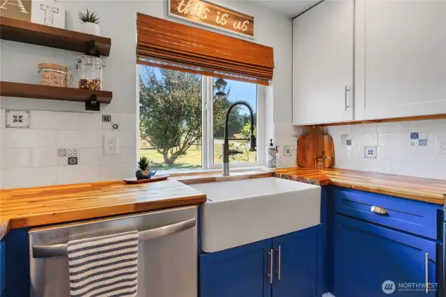 Farm sink in kitchen