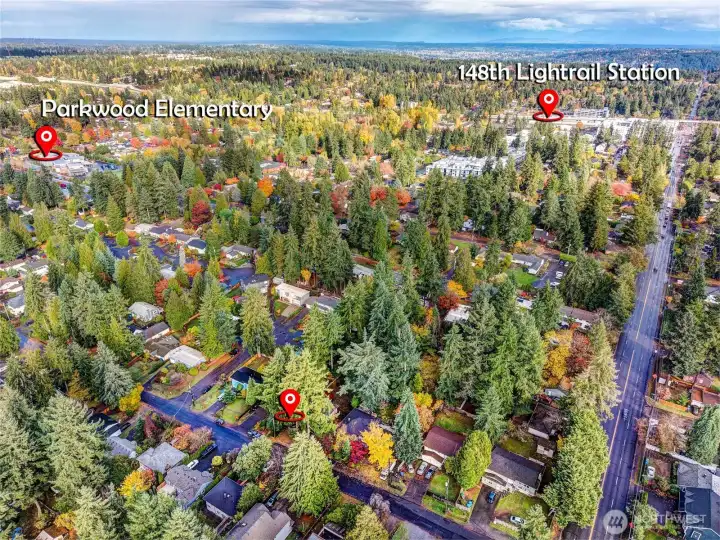 Easy access to 148th St Light Rail station and nearby schools.