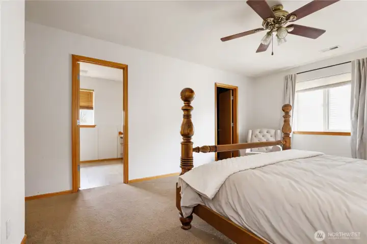 Looking into primary full bath.