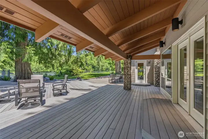 Primary Suite Covered Deck Access Primary Suite Covered Deck Access