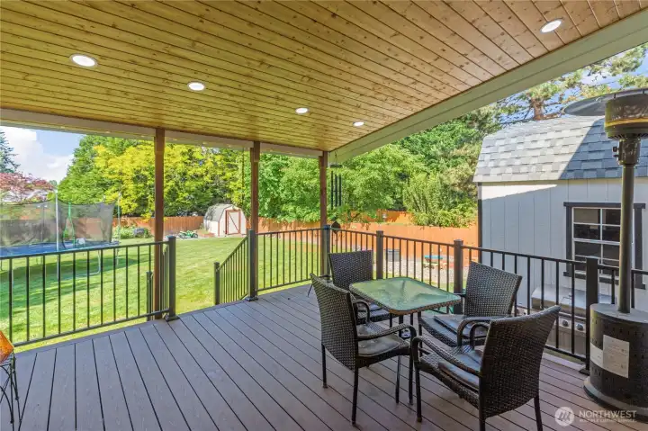 Beautiful Covered Deck to enjoy our Gorgeous days and nights