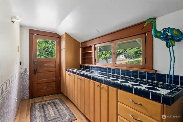 Great space off kitchen area, pantry, coffee bar, storage for the extra small appliances.