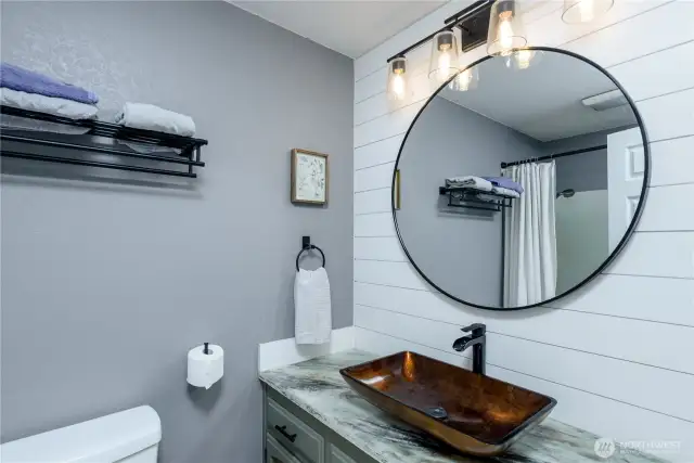 Beautiful updated guest bathroom