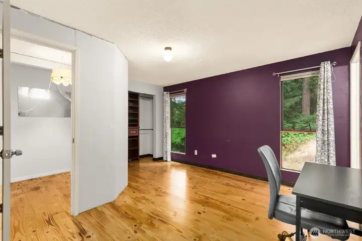 Primary bedroom features a large closet / nook space.