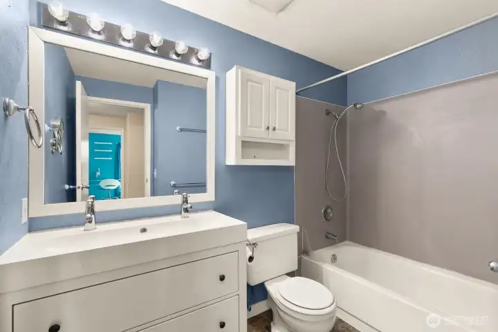 Updated, main level hall bath.