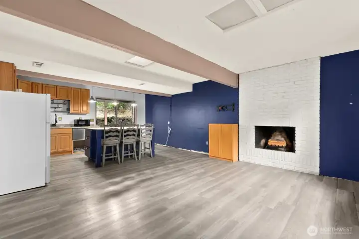 Lower level offers a 2nd living space with kitchen!