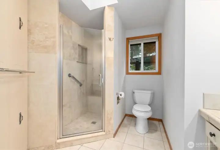 Primary bath