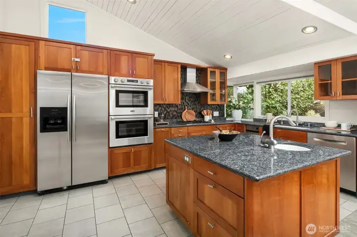 Beautiful open kitchen.