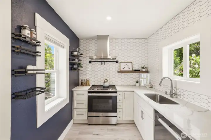Quartz countertops and stainless steel appliances
