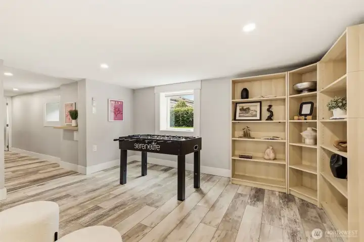 Spacious and bright family room