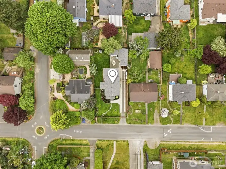 located on a Neighborhood Greenway — a low-traffic, pedestrian-priority street — this home offers the feel of a quiet residential enclave while staying close to everything Seattle offers