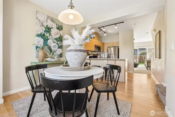 Dining room.