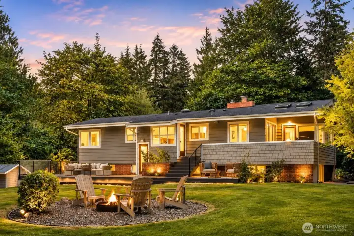Picturesque property on 1.88 acres