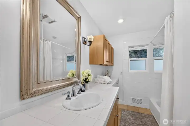 Primary bathroom (shared)
