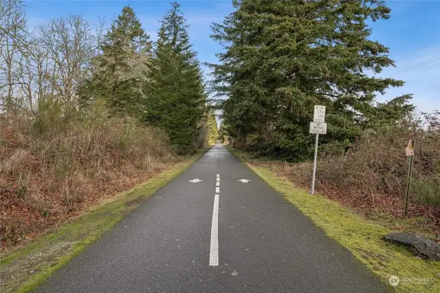 Access the Yelm-Tenino Trail from the neighborhood!