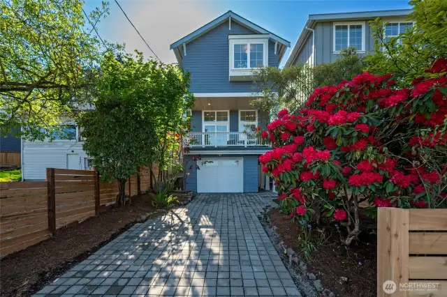 Ideal for extra parking as the home is set back off the street a fair amount.