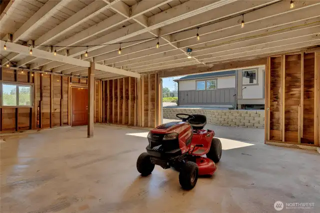 672 sqft powered shop with loft & ADU potential.