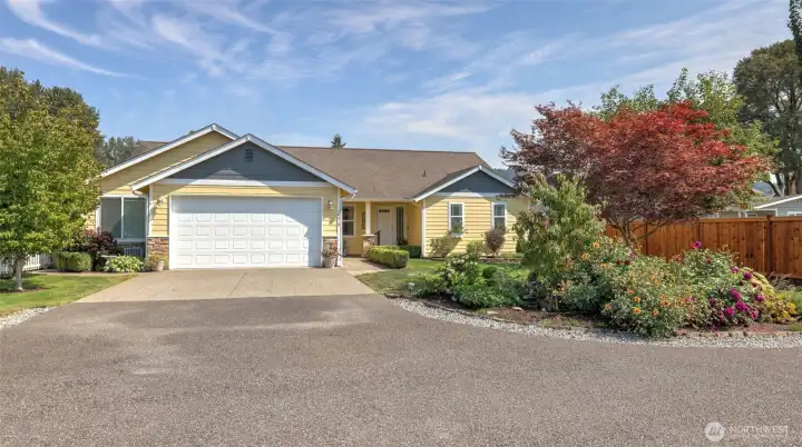 One-story living with no HOA.