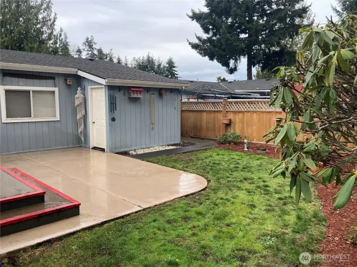 Large entertaining area