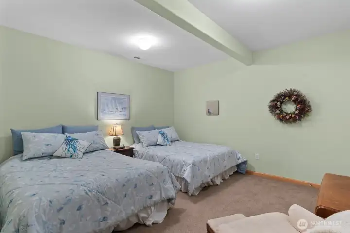 Additional finished room / 4th bedroom.