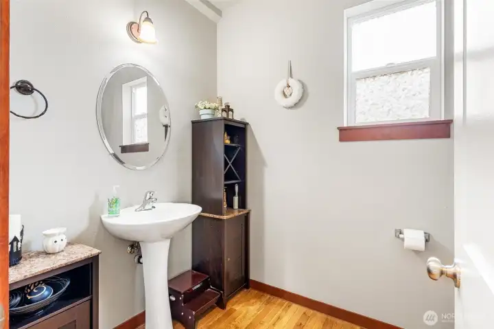 Powder room