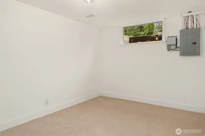 4th bedroom