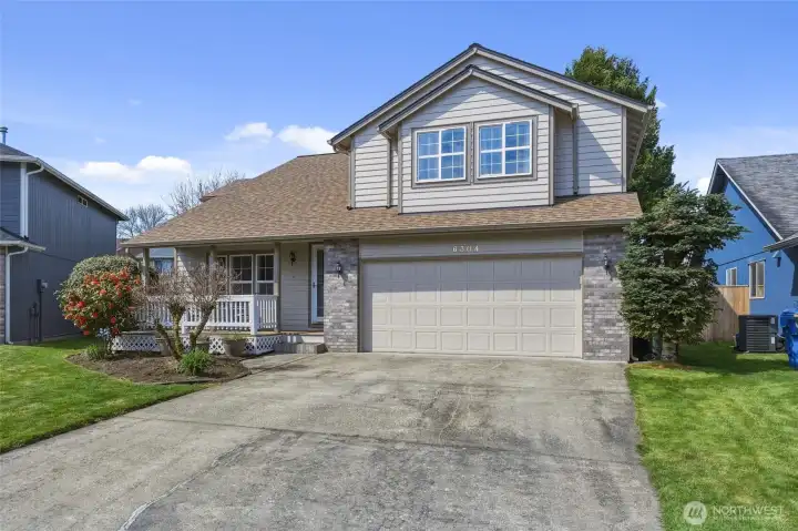 You won't find a more well-maintained home with such pride of ownership, making this a tremendous value, esp considering the location and cul-de-sac setting.