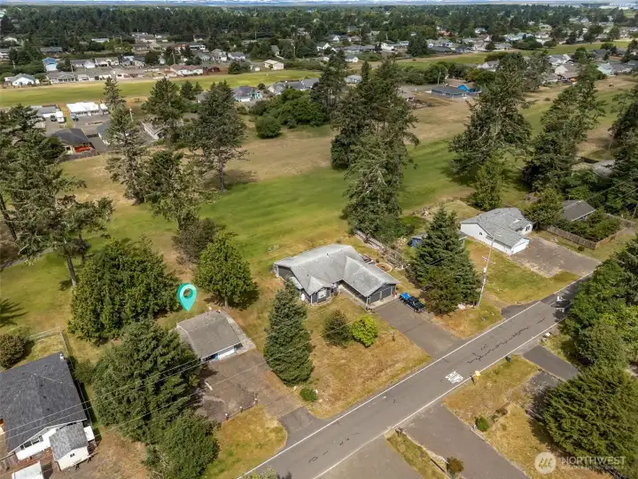 Adjacent to the Ocean Shores Golf Course and minutes from the nearest beach approach, canals and lake