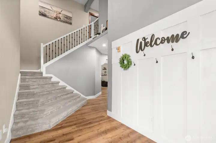 This grandeur foyer allows the room to ascend to dizzying heights.