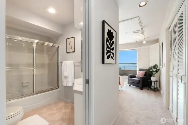 Guest ensuite (the flooring is all LVP now)