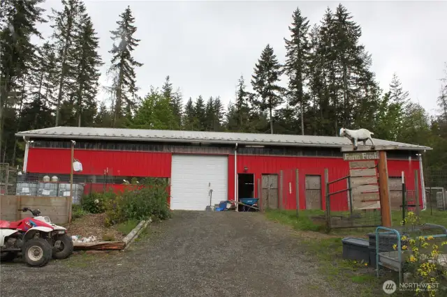 40X70'  Barn- 2800sq'
