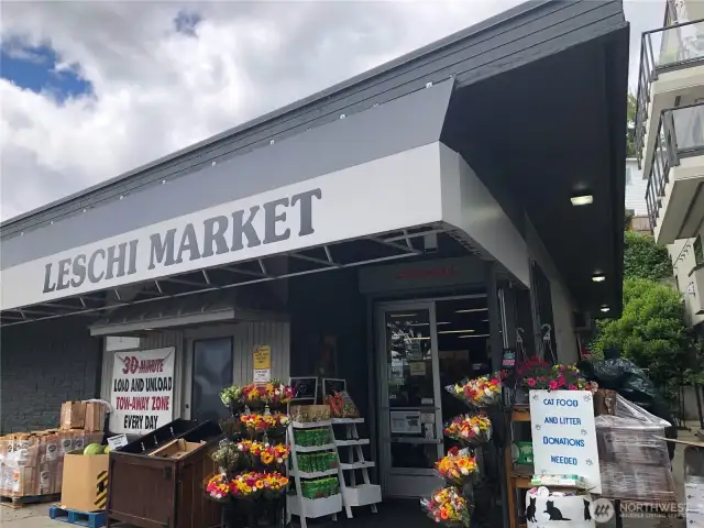 Leschi neighborhood market