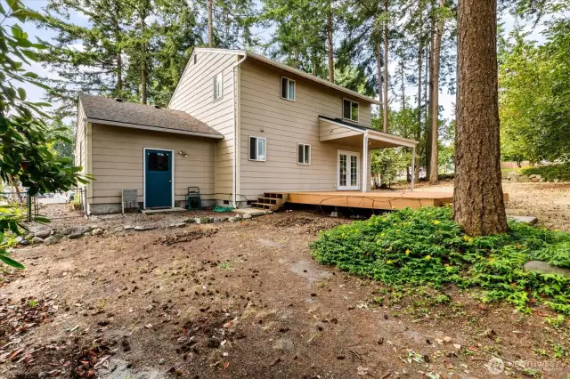 Lots of outdoor space in the backyard.