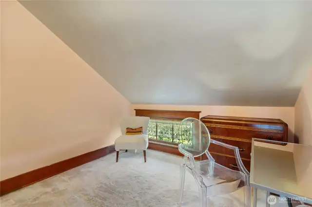 Bonus room upstairs, currently used as a dressing room.