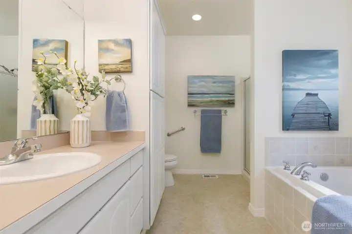Primary Suite Bathroom