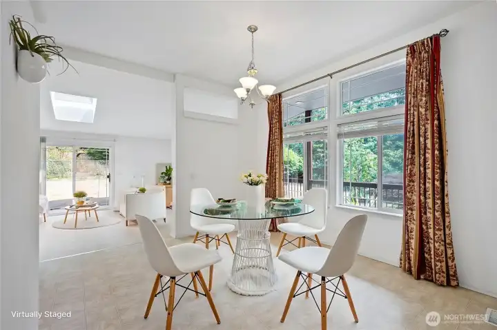 Dining room (virtually staged)