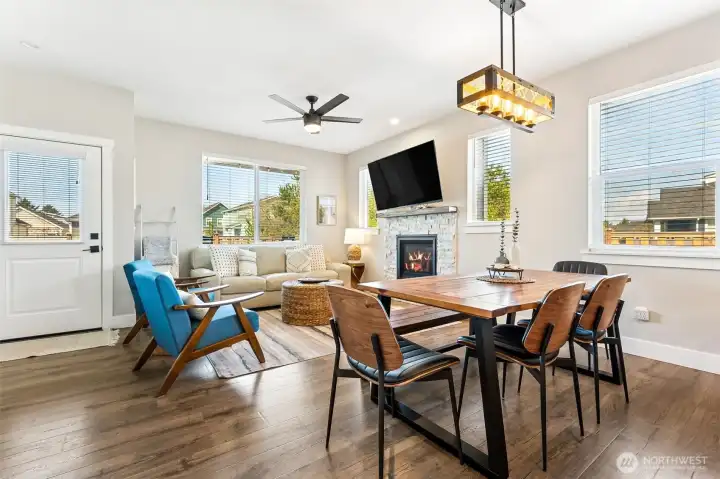 Windows situated perfectly to let in lots of natural light